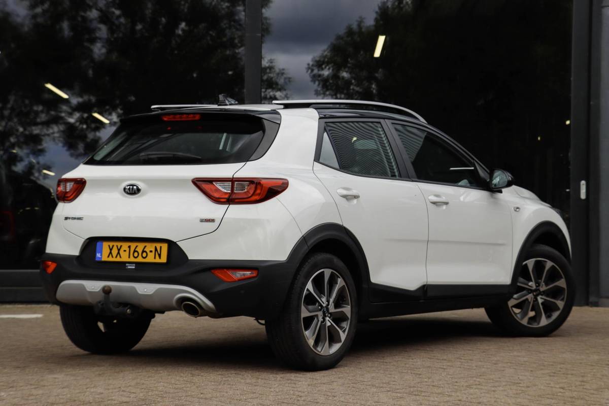 Kia Stonic Kia Stonic 1.0 T-GDi DynamicLine | Camera | Navigatie | Trekhaak | Cruise Control