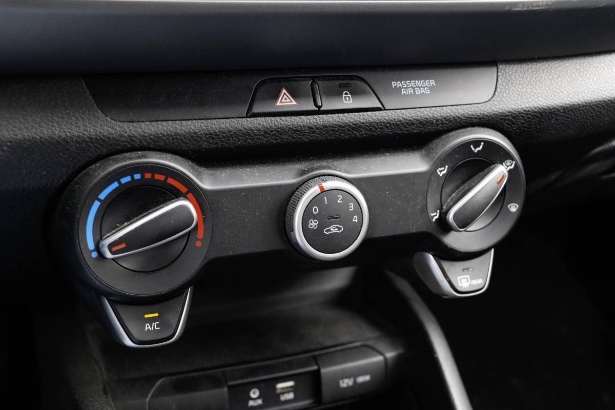 Kia Stonic Kia Stonic 1.0 T-GDi DynamicLine | Camera | Navigatie | Trekhaak | Cruise Control