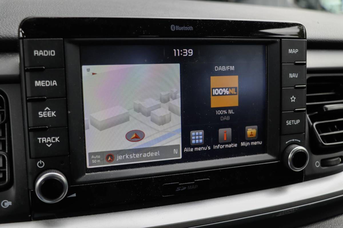 Kia Stonic Kia Stonic 1.0 T-GDi DynamicLine | Camera | Navigatie | Trekhaak | Cruise Control