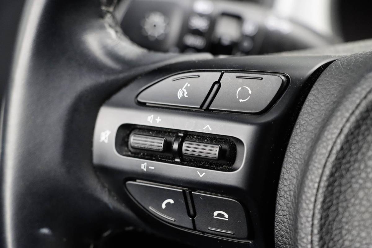 Kia Stonic Kia Stonic 1.0 T-GDi DynamicLine | Camera | Navigatie | Trekhaak | Cruise Control