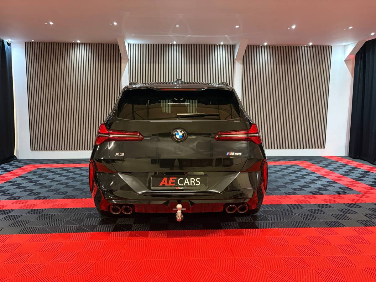 BMW X3 BMW X3 M50 398pk Aut 2025 Zwart M Sportpakket Pro | Pano |