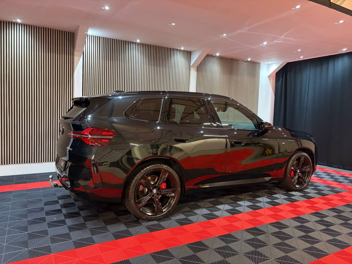 BMW X3 BMW X3 M50 398pk Aut 2025 Zwart M Sportpakket Pro | Pano |