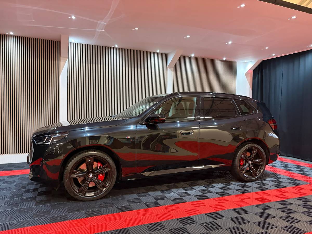 BMW X3 BMW X3 M50 398pk Aut 2025 Zwart M Sportpakket Pro | Pano |