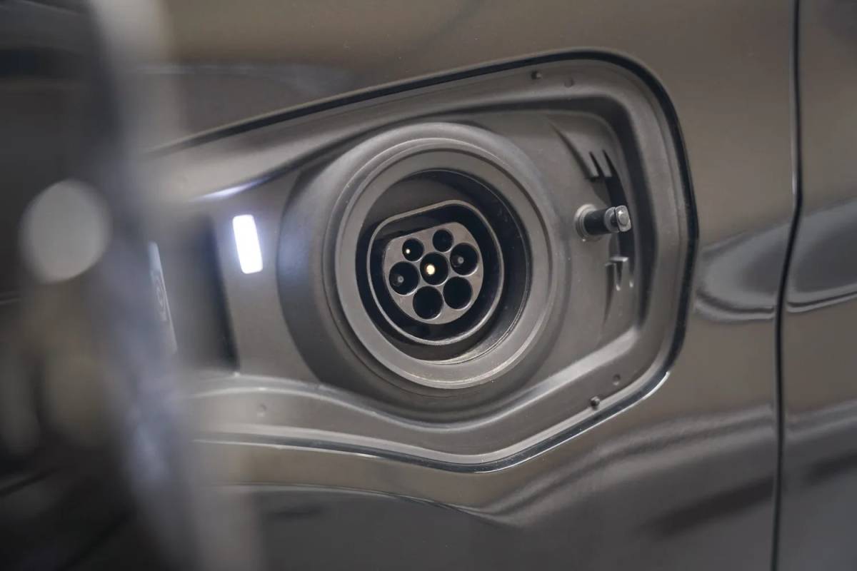 BMW X1 BMW X1 xDrive25e High Executive Aut. [ Head-up Leder Camera Stoelverwarming ]