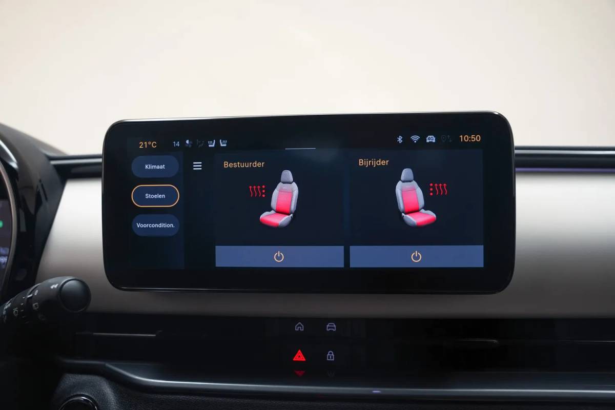 Fiat 600 Fiat 600 600e La Prima 54 kWh [ Navi Camera Apple / Android Leder Stoelverwarming ]