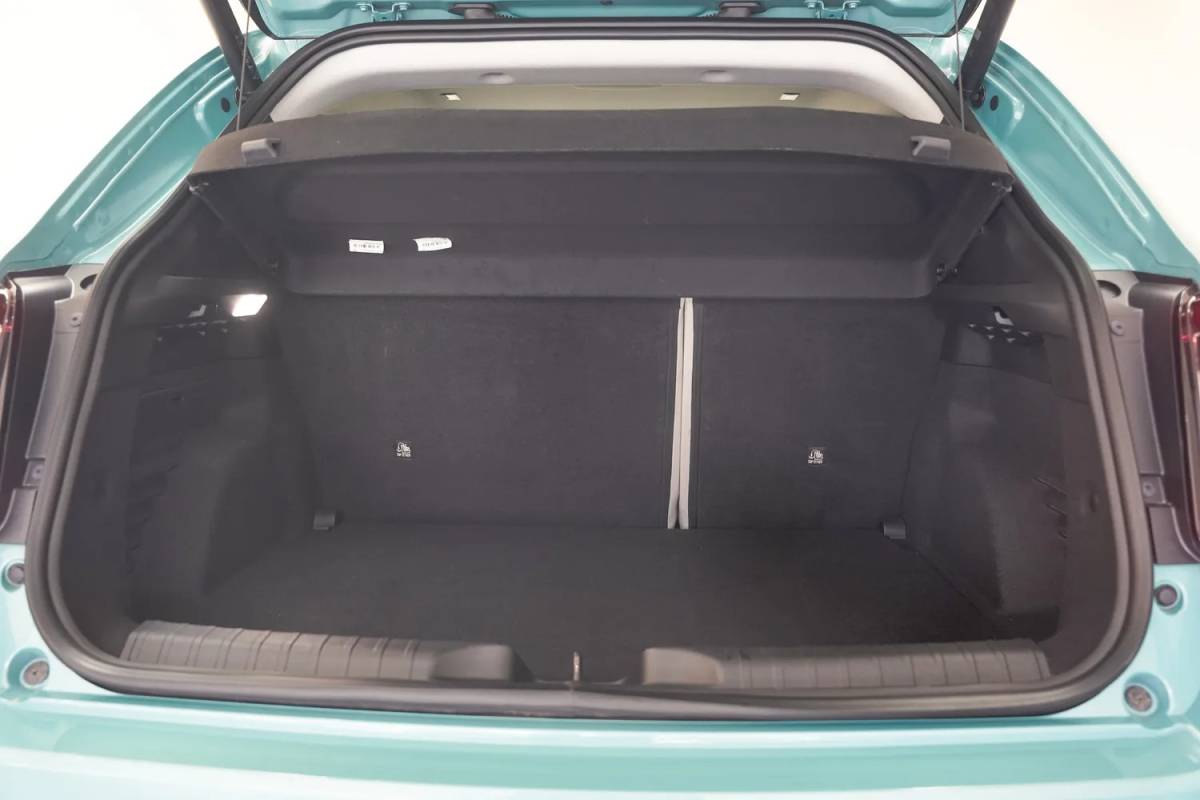 Fiat 600 Fiat 600 600e La Prima 54 kWh [ Navi Camera Apple / Android Leder Stoelverwarming ]