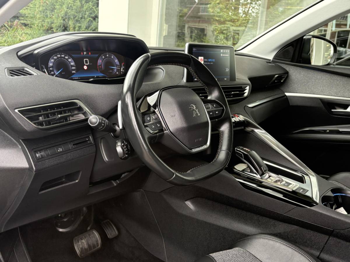 Peugeot 3008 Peugeot 3008 1.2T Automaat Blue Lease Premium | Elektr. achterklep | Dealeronderhouden | Trekhaak | Navigatie | Achteruitrijcamera | Keyless