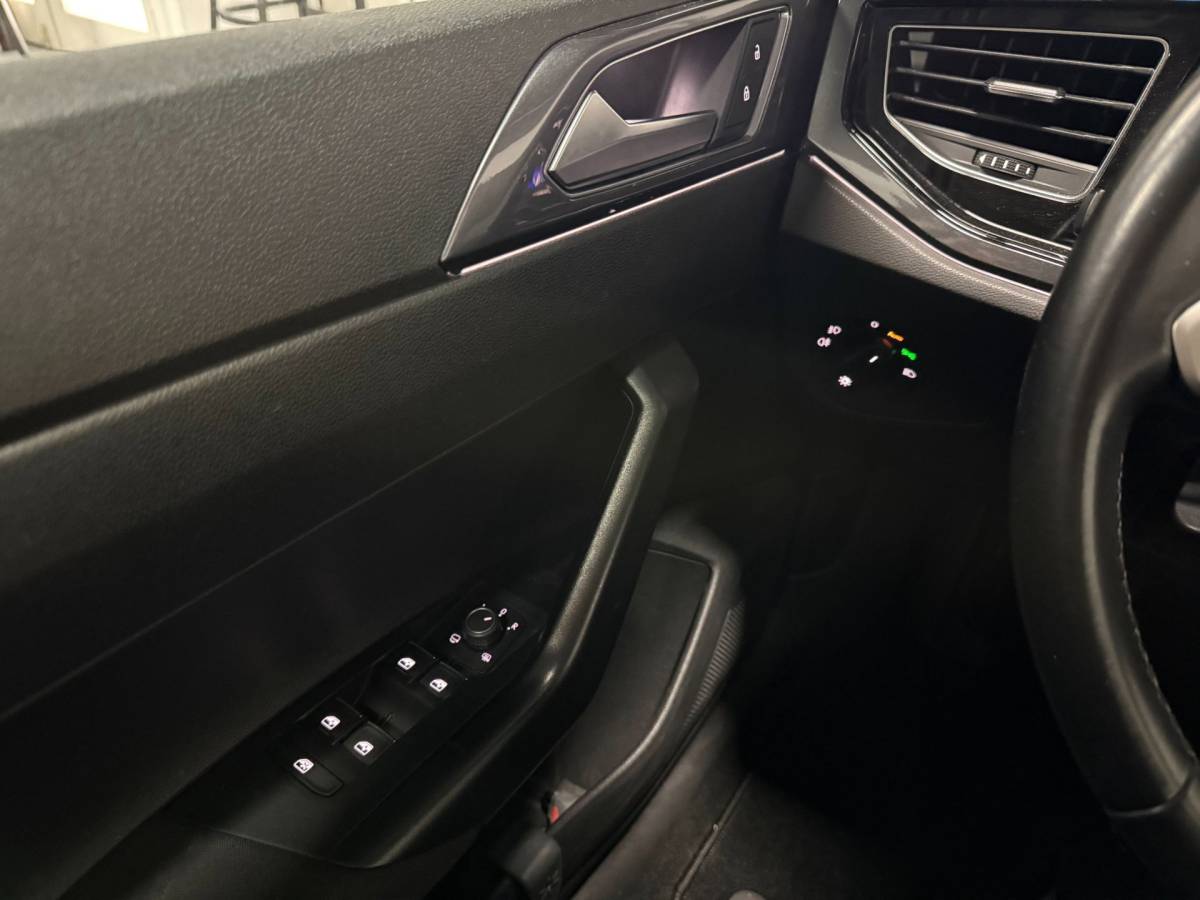 Volkswagen Polo Volkswagen Polo 1.0 TSI Style 1e Eig Apple-Carplay Xenon Virtual Dashboard.
