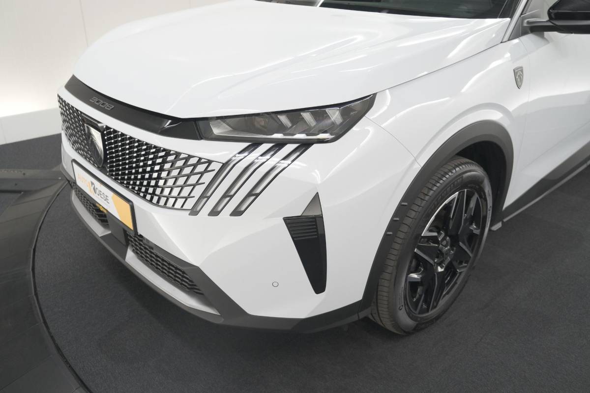 Peugeot 3008 Peugeot 3008 1.2 Hybrid 136 GT | Elektrische Kofferklep | Camera | Adaptieve Cruise Control | Apple CarPlay