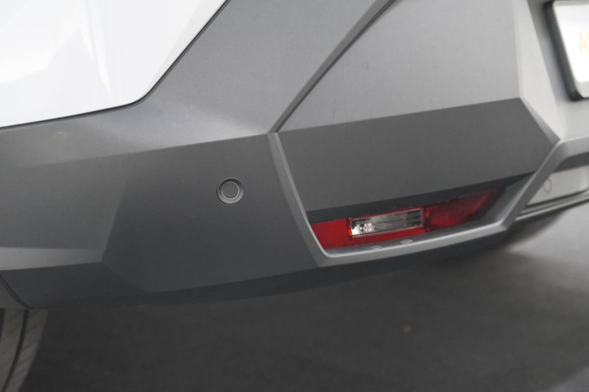 Peugeot 3008 Peugeot 3008 1.2 Hybrid 136 GT | Elektrische Kofferklep | Camera | Adaptieve Cruise Control | Apple CarPlay