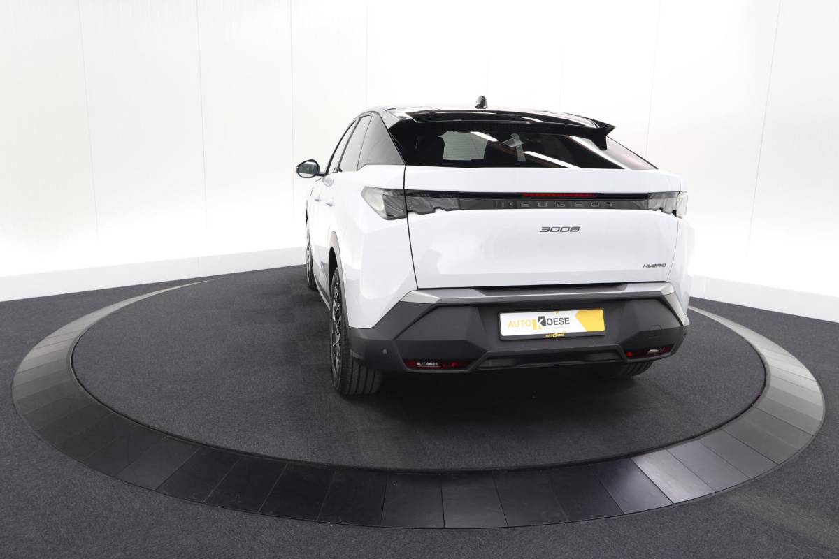 Peugeot 3008 Peugeot 3008 1.2 Hybrid 136 GT | Elektrische Kofferklep | Camera | Adaptieve Cruise Control | Apple CarPlay