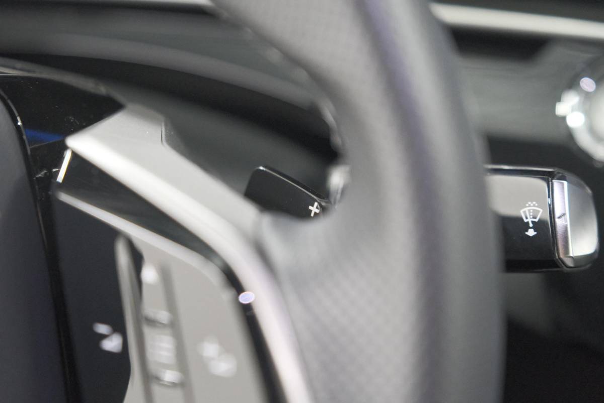 Peugeot 3008 Peugeot 3008 1.2 Hybrid 136 GT | Elektrische Kofferklep | Camera | Adaptieve Cruise Control | Apple CarPlay