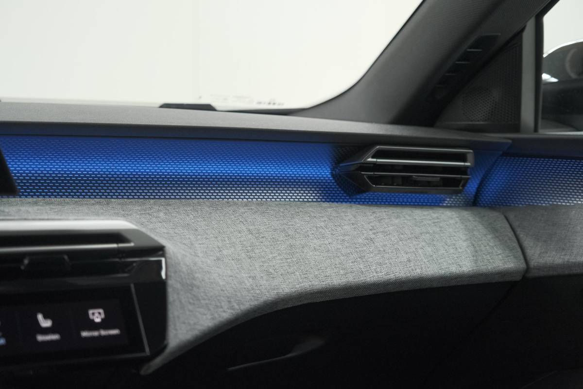 Peugeot 3008 Peugeot 3008 1.2 Hybrid 136 GT | Elektrische Kofferklep | Camera | Adaptieve Cruise Control | Apple CarPlay