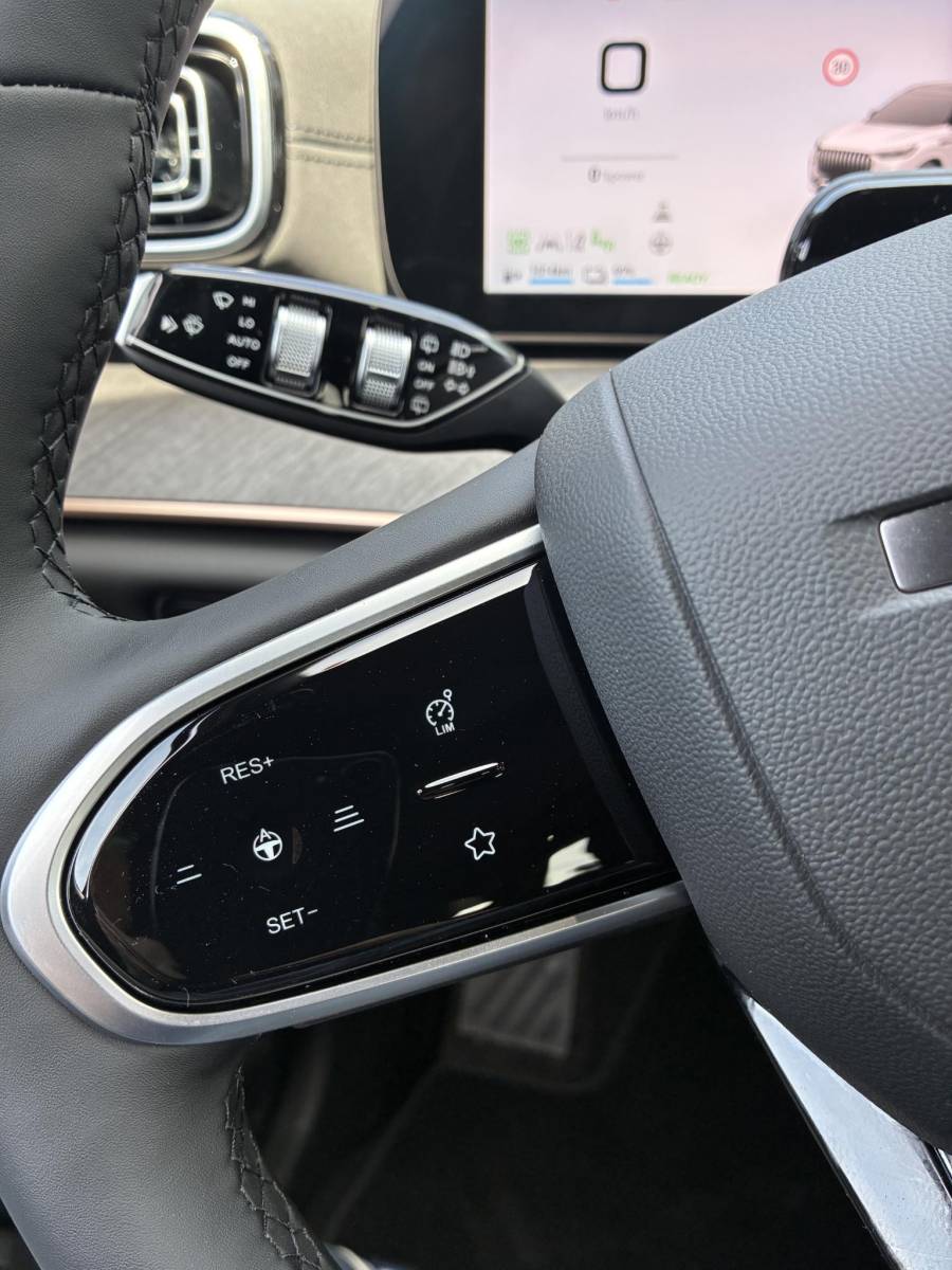 Jaecoo 8 Jaecoo 8 AWD PHEV Luxury 5 Persoons | DEMO | ECC | Panoramadak | Leder | Alle Opties
