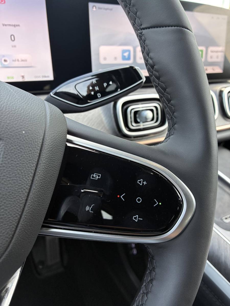 Jaecoo 8 Jaecoo 8 AWD PHEV Luxury 5 Persoons | DEMO | ECC | Panoramadak | Leder | Alle Opties