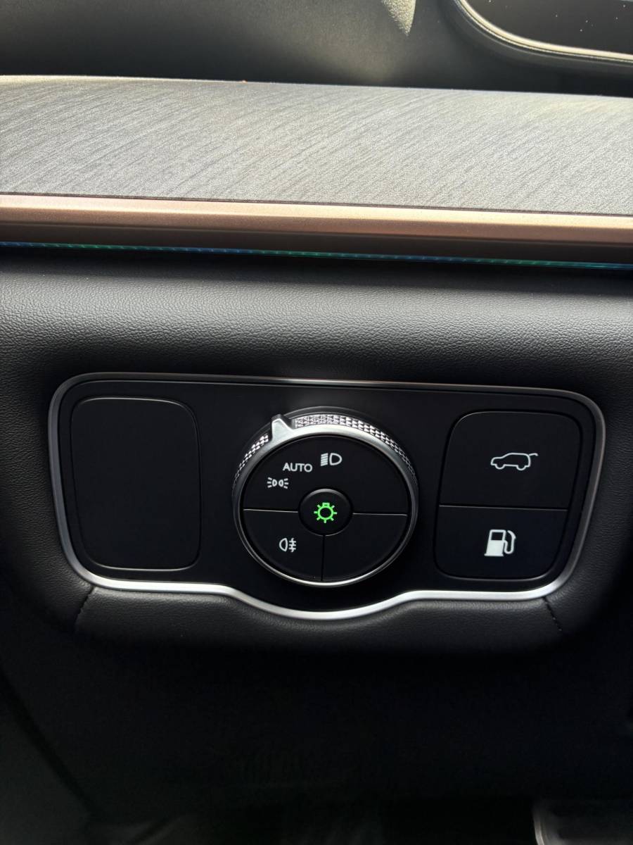 Jaecoo 8 Jaecoo 8 AWD PHEV Luxury 5 Persoons | DEMO | ECC | Panoramadak | Leder | Alle Opties