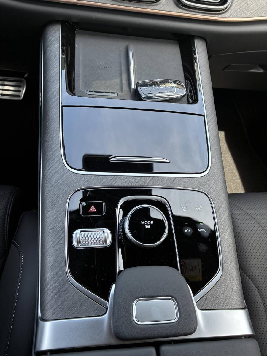 Jaecoo 8 Jaecoo 8 AWD PHEV Luxury 5 Persoons | DEMO | ECC | Panoramadak | Leder | Alle Opties