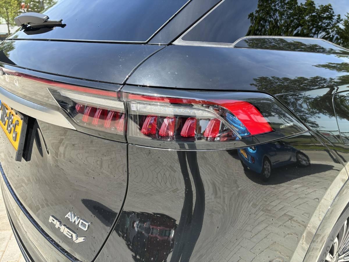 Jaecoo 8 Jaecoo 8 AWD PHEV Luxury 5 Persoons | DEMO | ECC | Panoramadak | Leder | Alle Opties