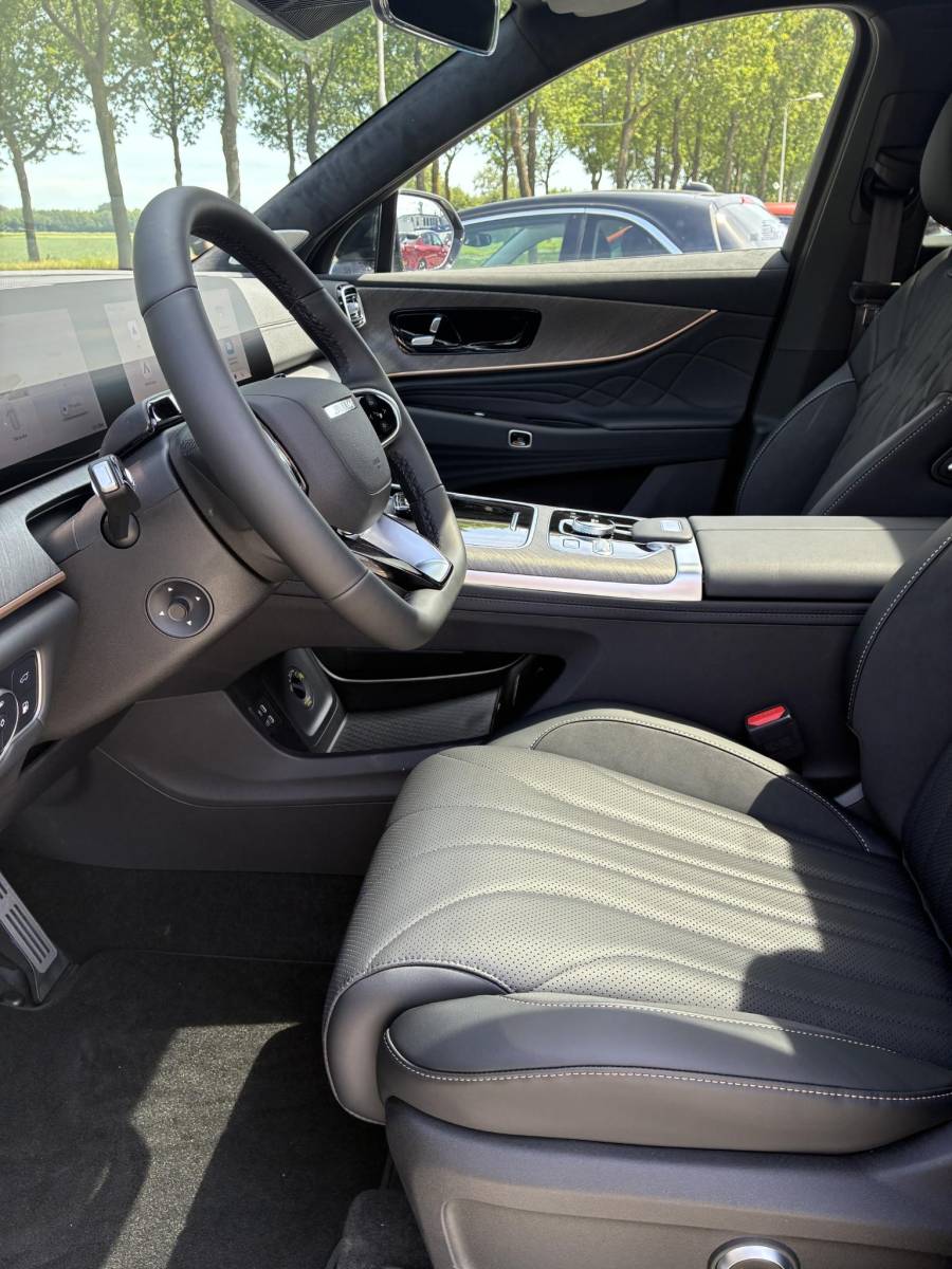 Jaecoo 8 Jaecoo 8 AWD PHEV Luxury 5 Persoons | DEMO | ECC | Panoramadak | Leder | Alle Opties