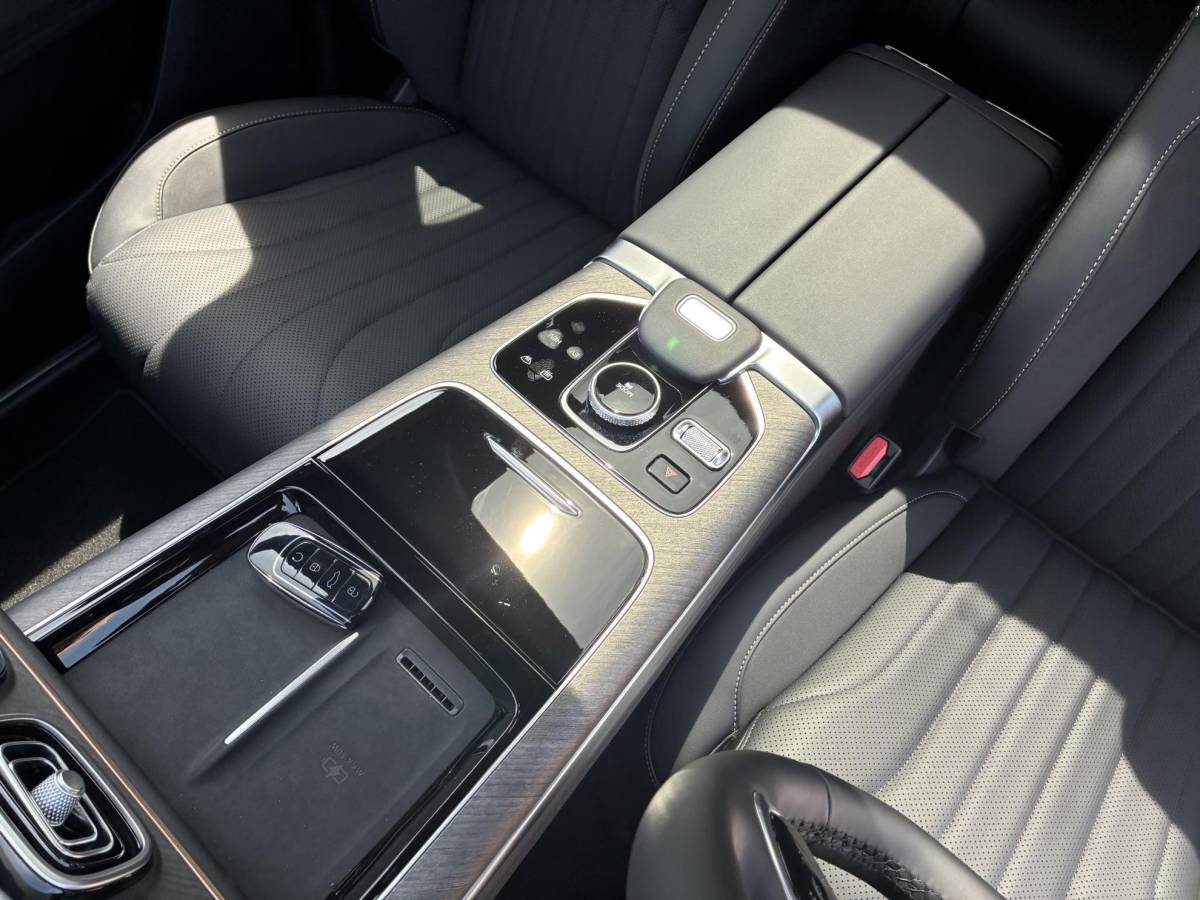 Jaecoo 8 Jaecoo 8 AWD PHEV Luxury 5 Persoons | DEMO | ECC | Panoramadak | Leder | Alle Opties
