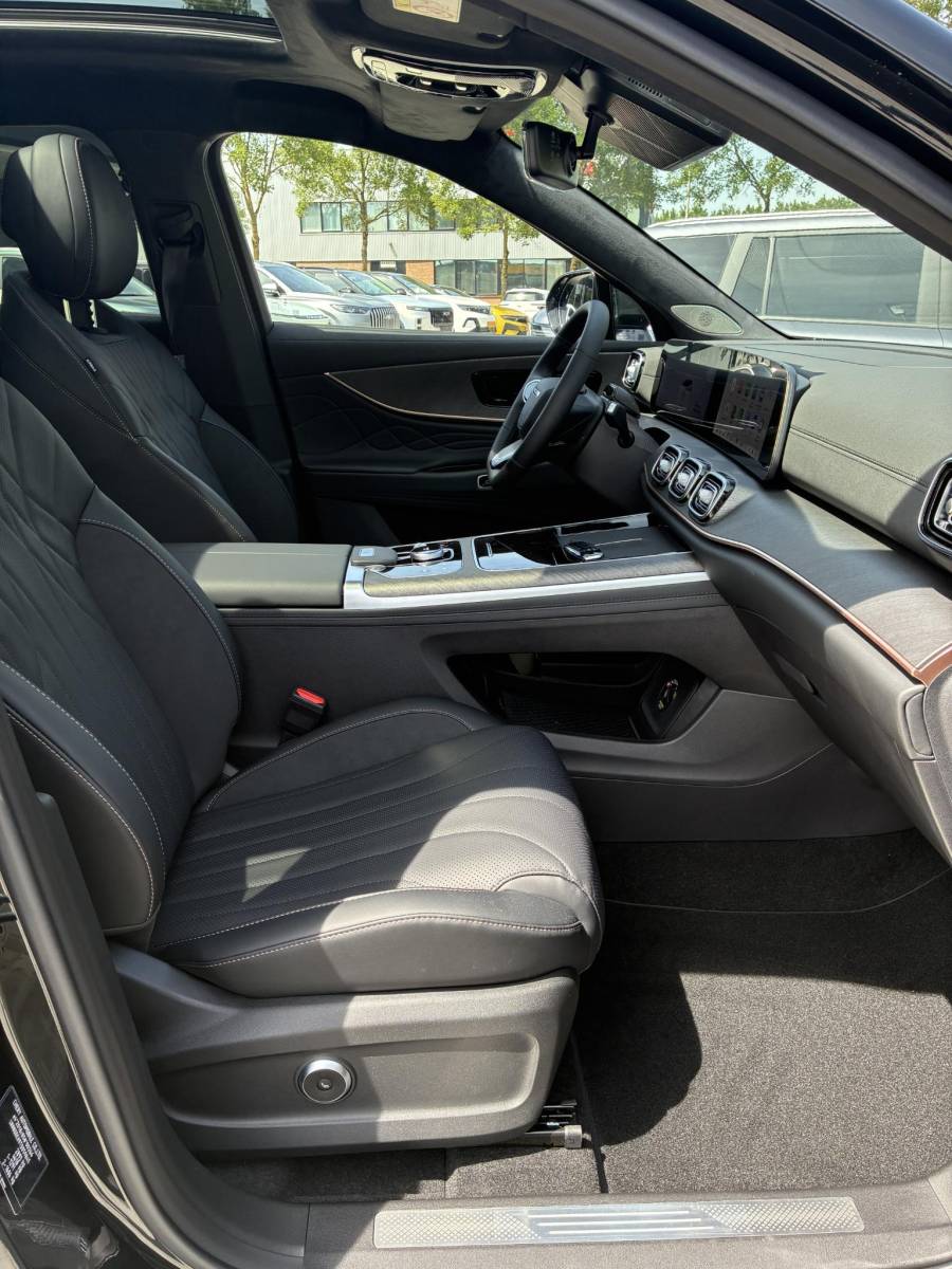 Jaecoo 8 Jaecoo 8 AWD PHEV Luxury 5 Persoons | DEMO | ECC | Panoramadak | Leder | Alle Opties