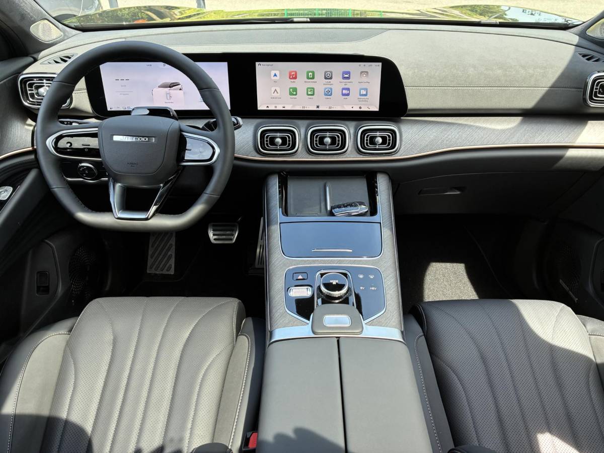 Jaecoo 8 Jaecoo 8 AWD PHEV Luxury 5 Persoons | DEMO | ECC | Panoramadak | Leder | Alle Opties