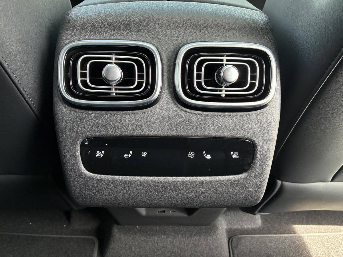 Jaecoo 8 Jaecoo 8 AWD PHEV Luxury 5 Persoons | DEMO | ECC | Panoramadak | Leder | Alle Opties