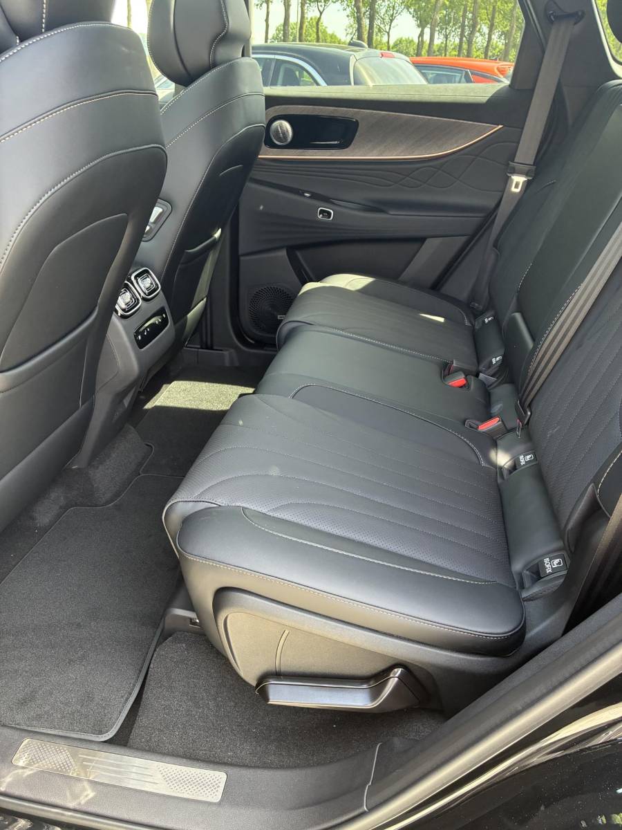 Jaecoo 8 Jaecoo 8 AWD PHEV Luxury 5 Persoons | DEMO | ECC | Panoramadak | Leder | Alle Opties