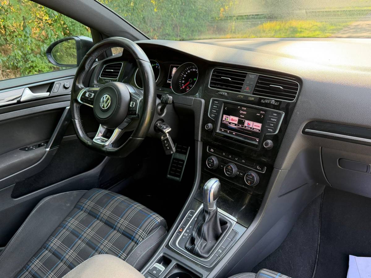 Volkswagen Golf Volkswagen Golf 1.4 TSI GTE Connected Series | Storing hybride systeem !!!
