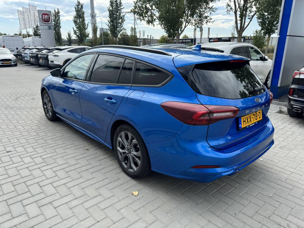 Ford Focus Ford Focus Wagon 1.0 EcoBoost Hybrid ST Line 155pk | Winterpack | Driver Assistance Pack | Orig. NL auto