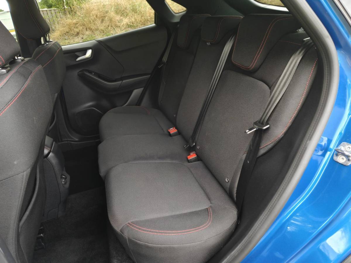 Ford Puma Ford Puma 1.0 EB Hybrid ST-Line 125pk AUTOMAAT | CLIMA | NAVI | CRUISE | WINTERPACK | CAMERA |