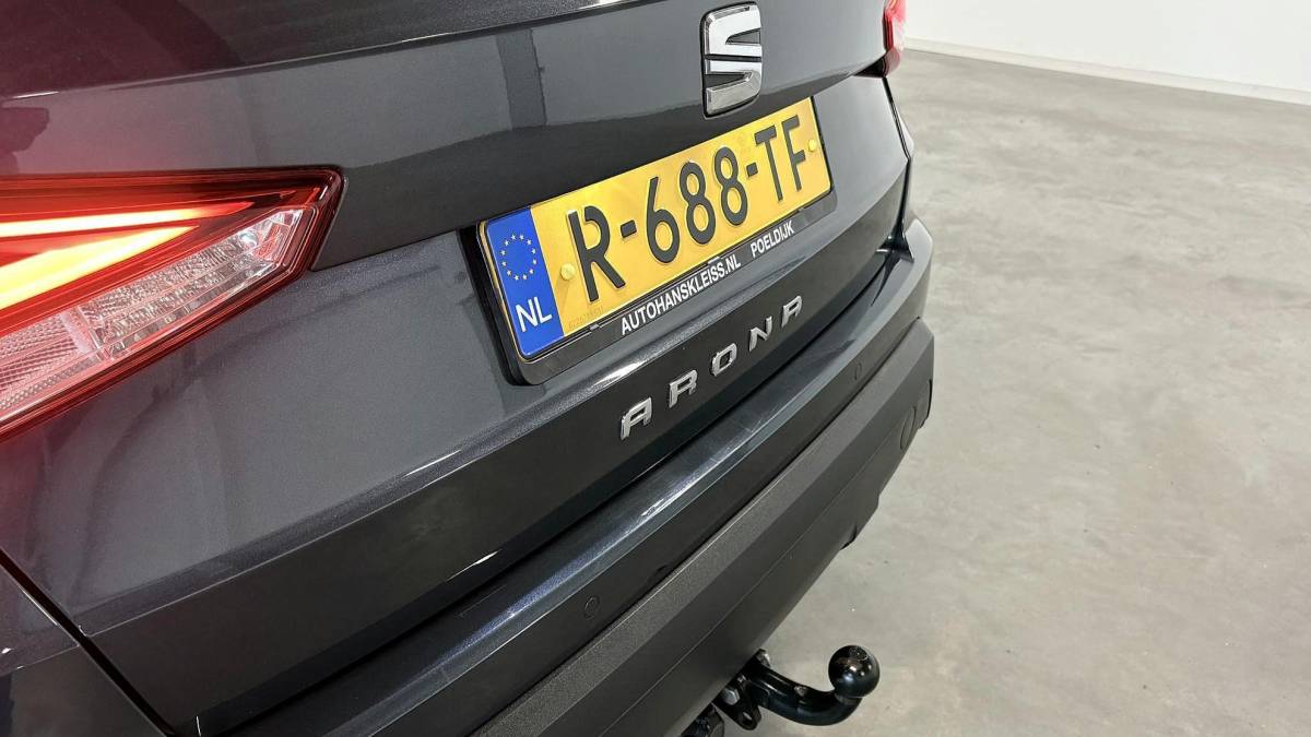 SEAT Arona SEAT Arona 1.0 TSI Style Business Intense | niet in gerookt | complete historie