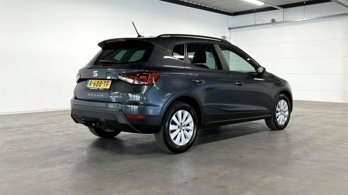 SEAT Arona SEAT Arona 1.0 TSI Style Business Intense | niet in gerookt | complete historie