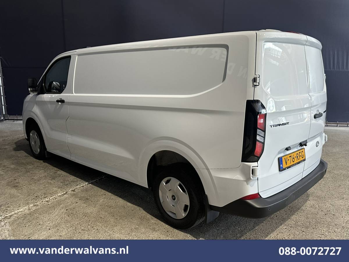 Ford Transit Custom Ford Transit Custom 2.0 TDCI 136pk L2H1 Euro6 Airco | Camera | Apple Carplay | LED | Cruisecontrol | Leder Android Auto, Verwarmde voorruit, Parkeersensoren, Bijrijdersbank