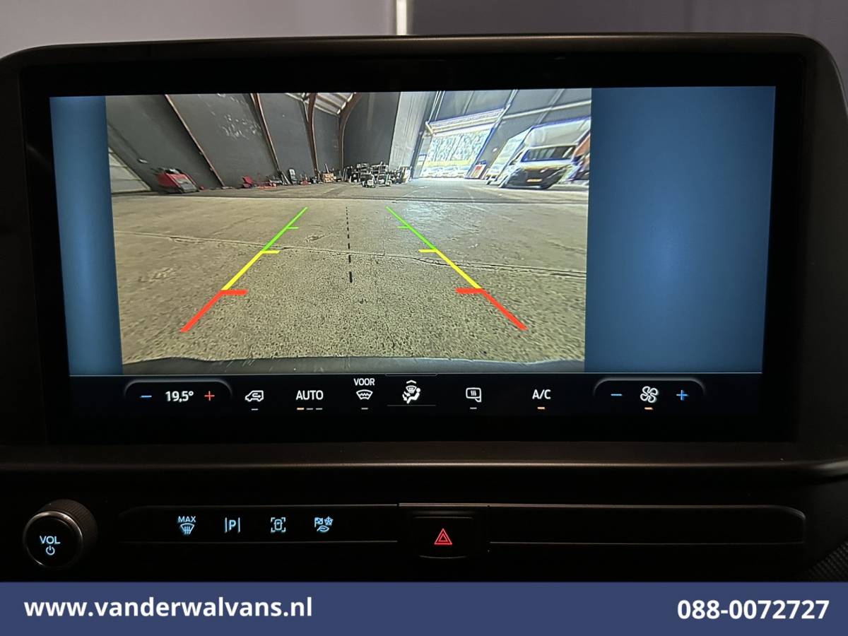 Ford Transit Custom Ford Transit Custom 2.0 TDCI 136pk L2H1 Euro6 Airco | Camera | Apple Carplay | LED | Cruisecontrol | Leder Android Auto, Verwarmde voorruit, Parkeersensoren, Bijrijdersbank
