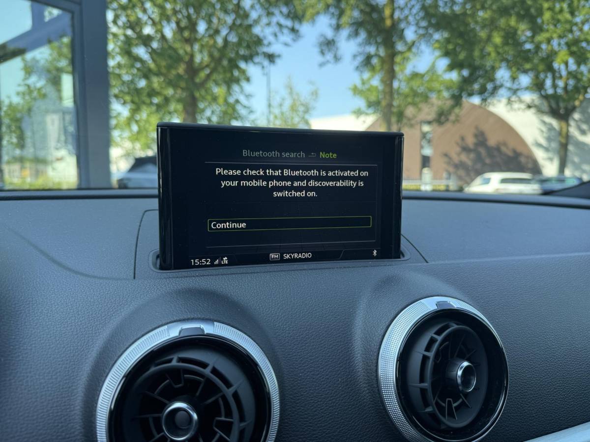 Audi A3 Audi A3 Limousine 35 TFSI CoD Advance Sport S-LINE BINNEN + BUITEN| PANO| STOELVERWARMING| LED| 2E EIGENAAR| ORIGINEEL NEDERLANDS NAP| DIGITAAL DASH| CARPLAY|