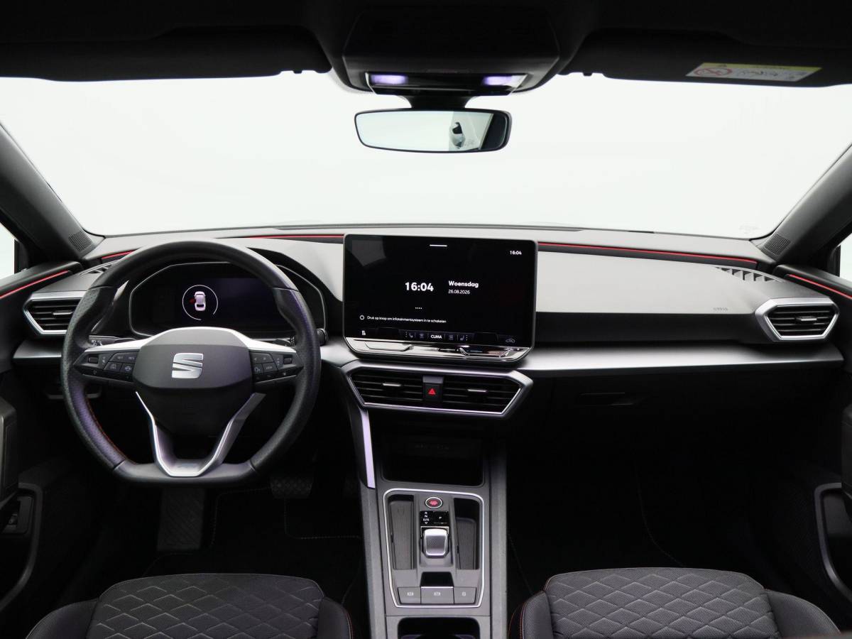 SEAT Leon SEAT Leon Sportstourer 1.5 TSi 204 Pk e-Hybrid FR Business | Stoel/Stuurverwarming | Camera | Trekhaak | Navigatie | 17 Inch | 34.512 Km !!