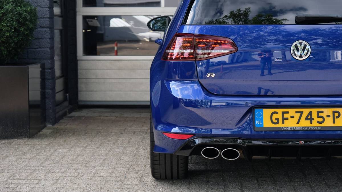 Volkswagen Golf Volkswagen Golf 2.0 TSI R | Orig NL | TTE525 | Pano | Vol!