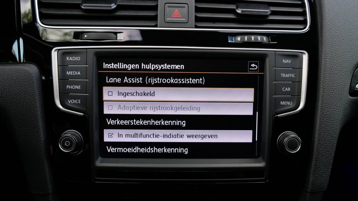 Volkswagen Golf Volkswagen Golf 2.0 TSI R | Orig NL | TTE525 | Pano | Vol!