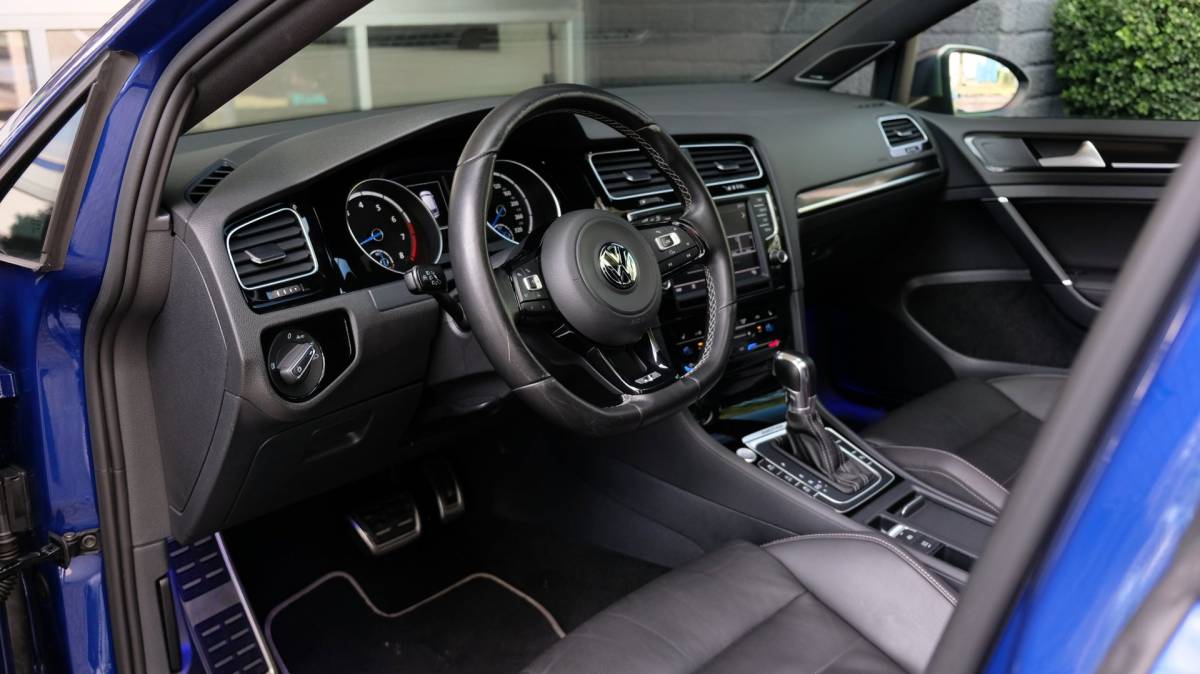 Volkswagen Golf Volkswagen Golf 2.0 TSI R | Orig NL | TTE525 | Pano | Vol!