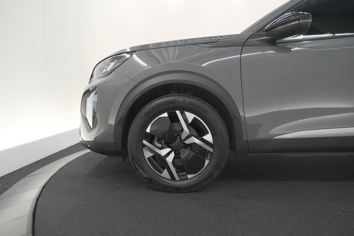 Peugeot 2008 Peugeot 2008 1.2 Hybrid 145 Allure | Apple Carplay | Climate Control | Parkeersensoren Voor + Achter
