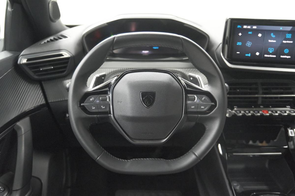 Peugeot 2008 Peugeot 2008 1.2 Hybrid 145 Allure | Apple Carplay | Climate Control | Parkeersensoren Voor + Achter