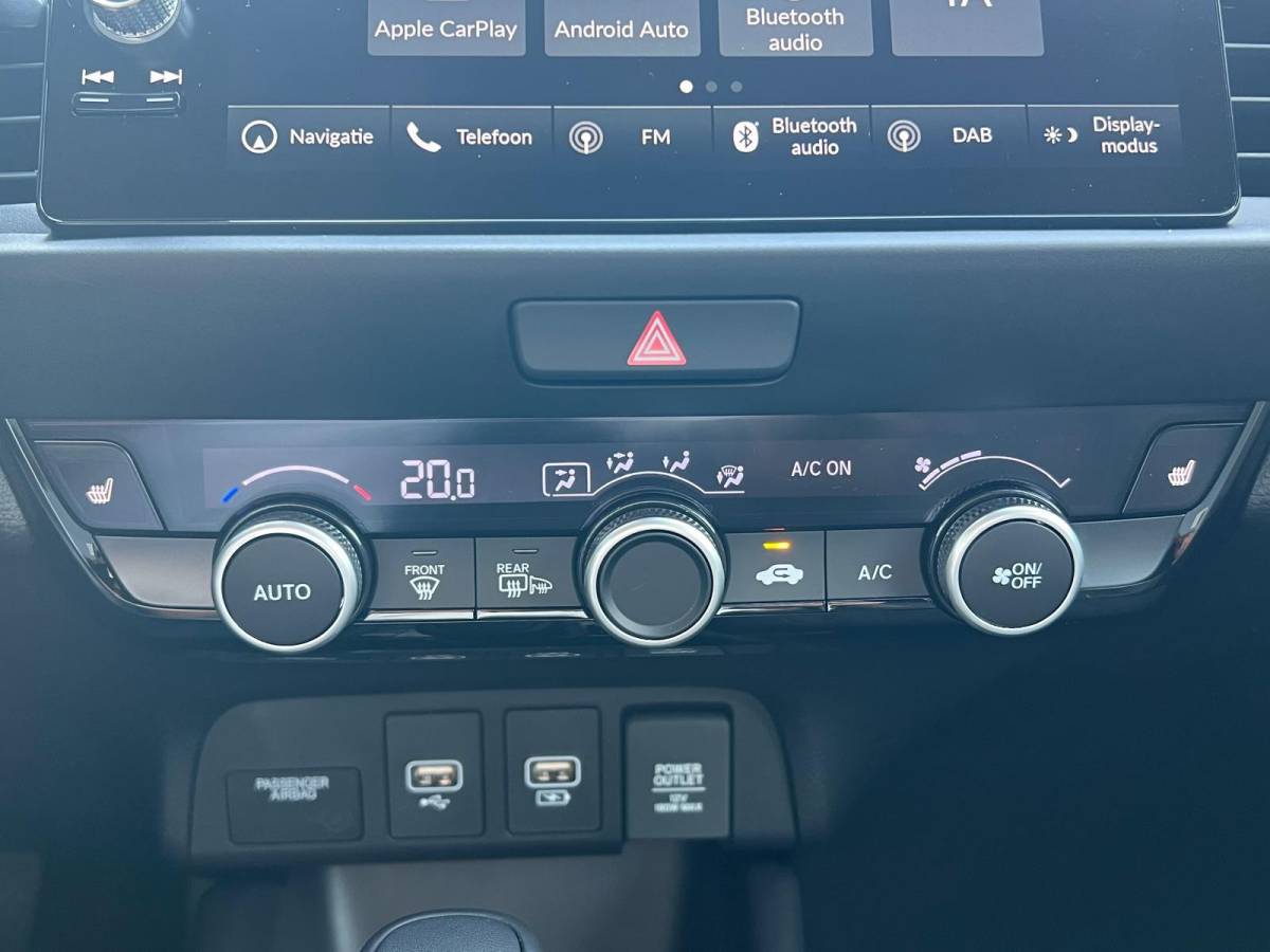 Honda Jazz Honda Jazz 1.5 e:HEV Advance NIEUWE AUTO | VOORRAAD VOORDEEL €1.450,- | AUTOMAAT | ACC | STOEL + STUURVERWARMING | APPLE EN ANDROID AUTO | A. CAMERA | NAVIGATIE |