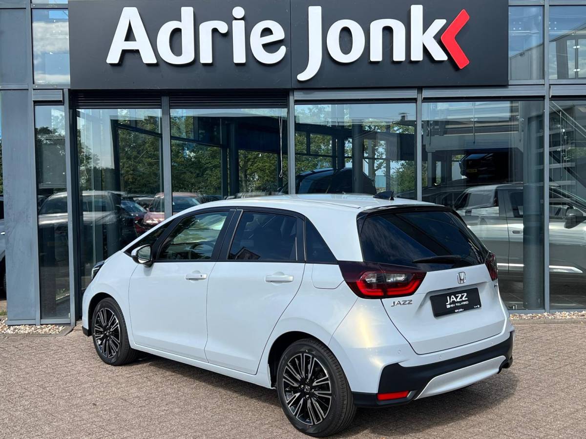 Honda Jazz Honda Jazz 1.5 e:HEV Advance NIEUWE AUTO | VOORRAAD VOORDEEL €1.450,- | AUTOMAAT | ACC | STOEL + STUURVERWARMING | APPLE EN ANDROID AUTO | A. CAMERA | NAVIGATIE |