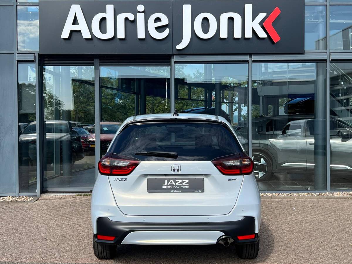 Honda Jazz Honda Jazz 1.5 e:HEV Advance NIEUWE AUTO | VOORRAAD VOORDEEL €1.450,- | AUTOMAAT | ACC | STOEL + STUURVERWARMING | APPLE EN ANDROID AUTO | A. CAMERA | NAVIGATIE |