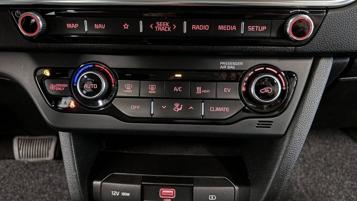 Kia e-Niro Kia e-Niro DynamicPlusLine 39 kWh Schuif/kanteldak | KIA onderhouden