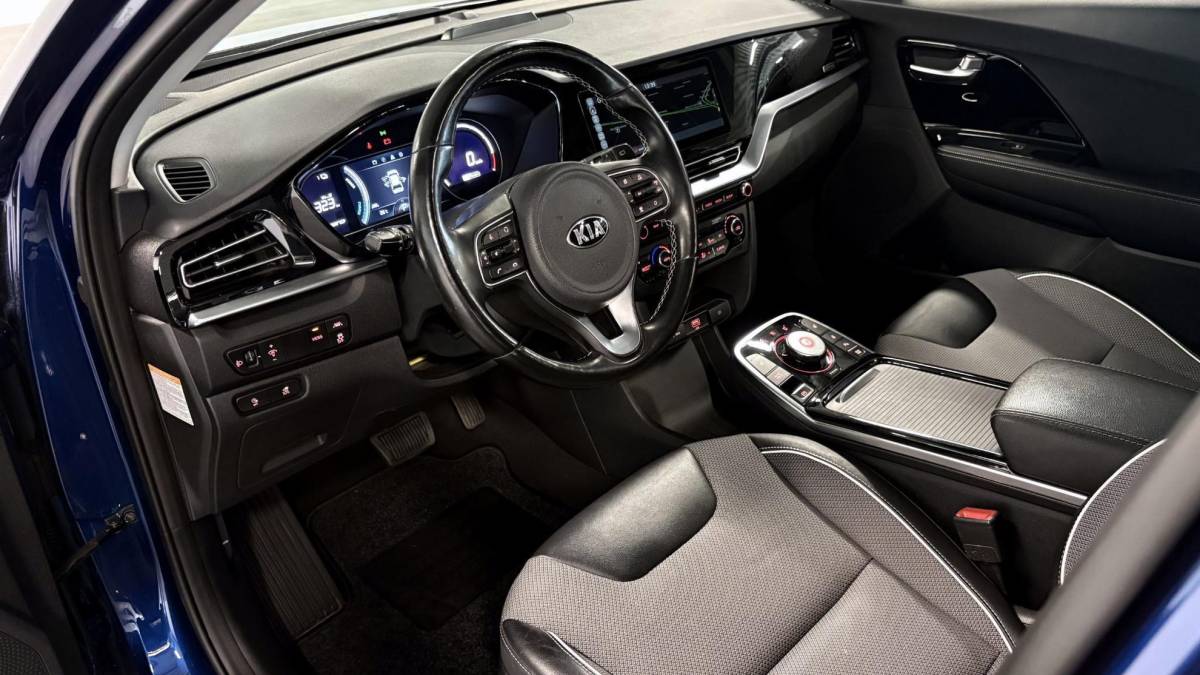 Kia e-Niro Kia e-Niro DynamicPlusLine 39 kWh Schuif/kanteldak | KIA onderhouden