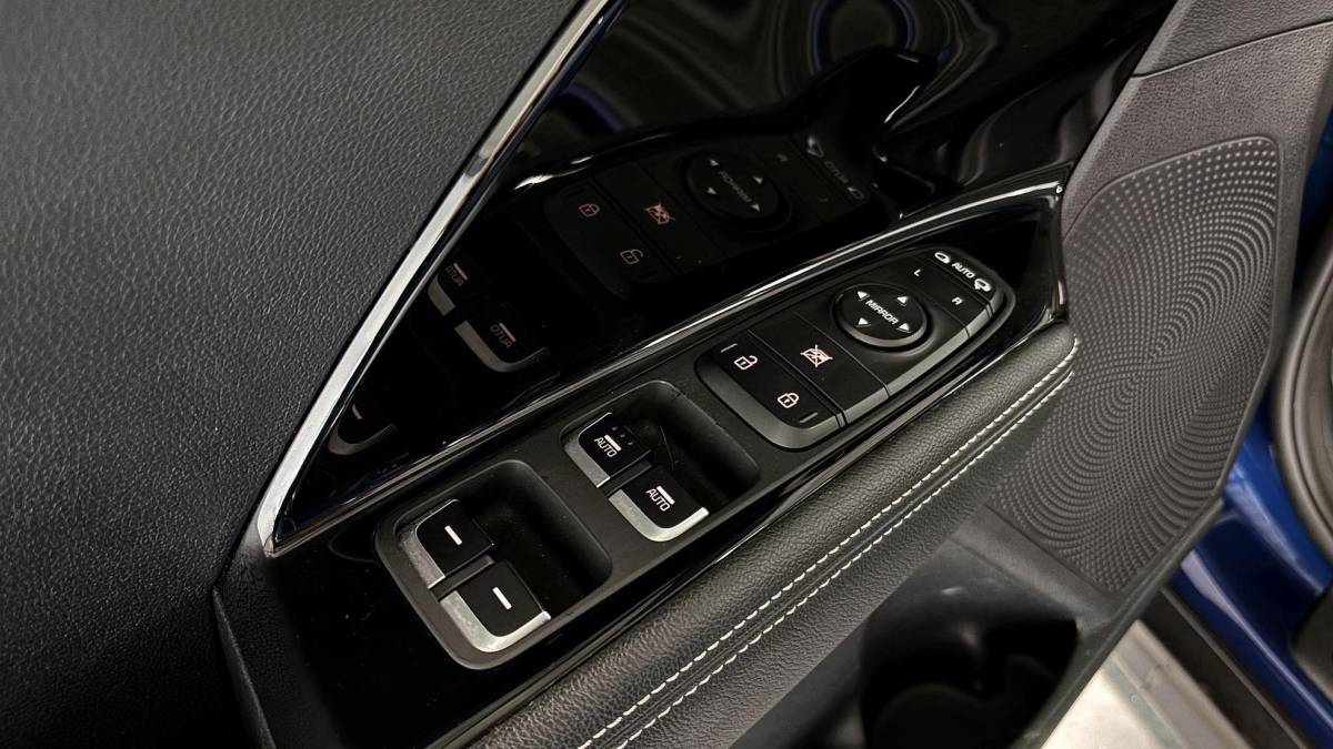 Kia e-Niro Kia e-Niro DynamicPlusLine 39 kWh Schuif/kanteldak | KIA onderhouden