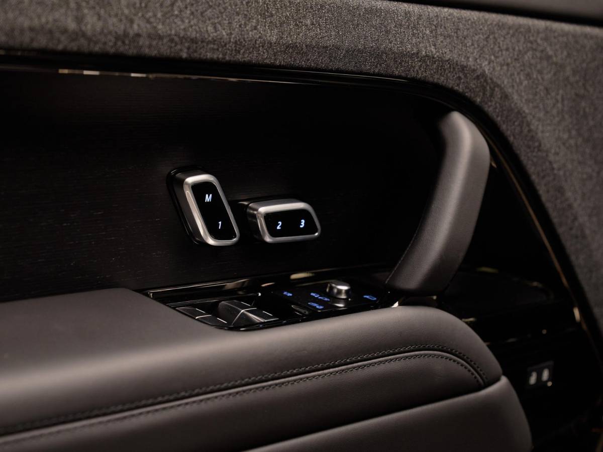 Land Rover Range Rover Sport Land Rover Range Rover Sport P550e Autobiography , NL-auto, pano, Meridian, luchtv., 4W-best., tr.haak, memory, 360° camera, 24″