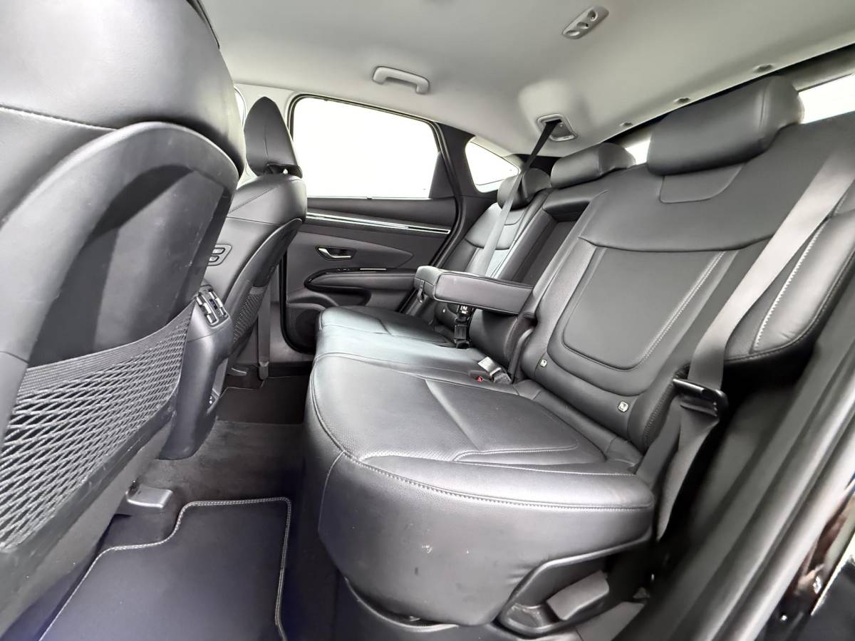 Hyundai Tucson Hyundai Tucson 1.6 T-GDI HEV Premium 360 Camera | Leder Interieur met Elektrische Stoelverstelling | Navigatie